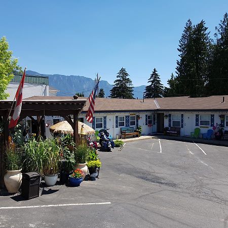 Creston Valley Motel 외부 사진